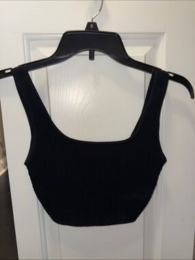 Babaton Black Ribbed Square-Neck Crop Top